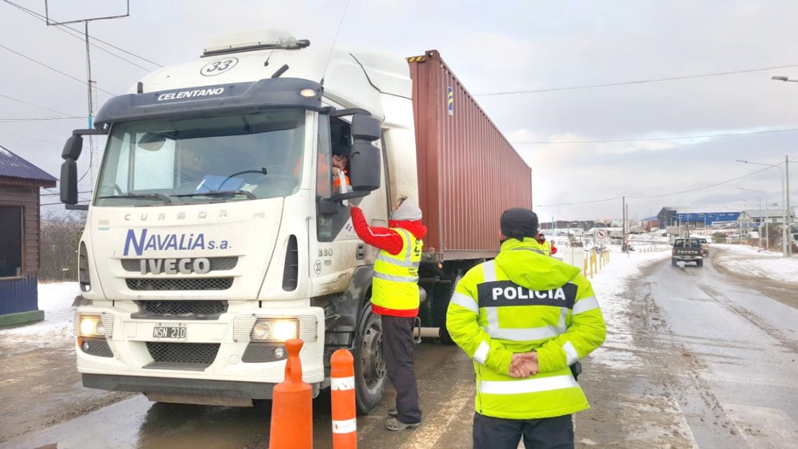 Implementan una tarjeta para el control de neumáticos habilitados en la salida de la ciudad