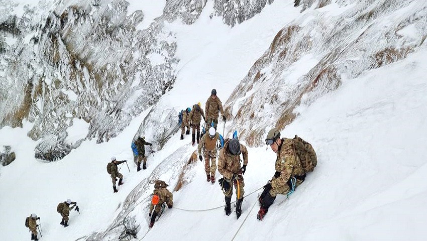 El BIM4 se adiestró en técnicas invernales de baja montaña