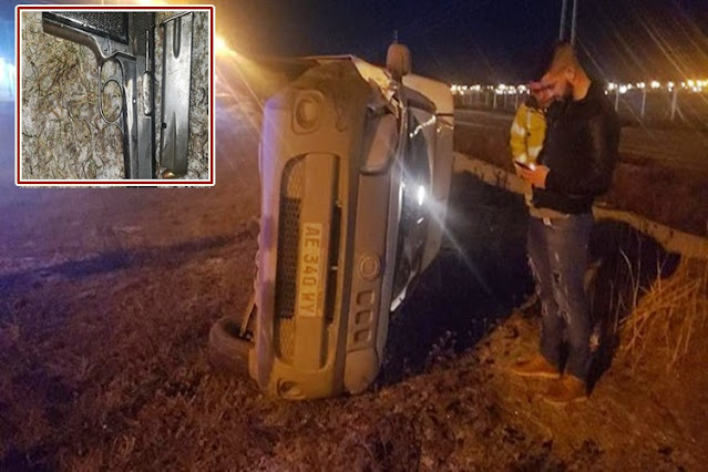 Volcó borracho y tenia un arma con municiones en el vehículo