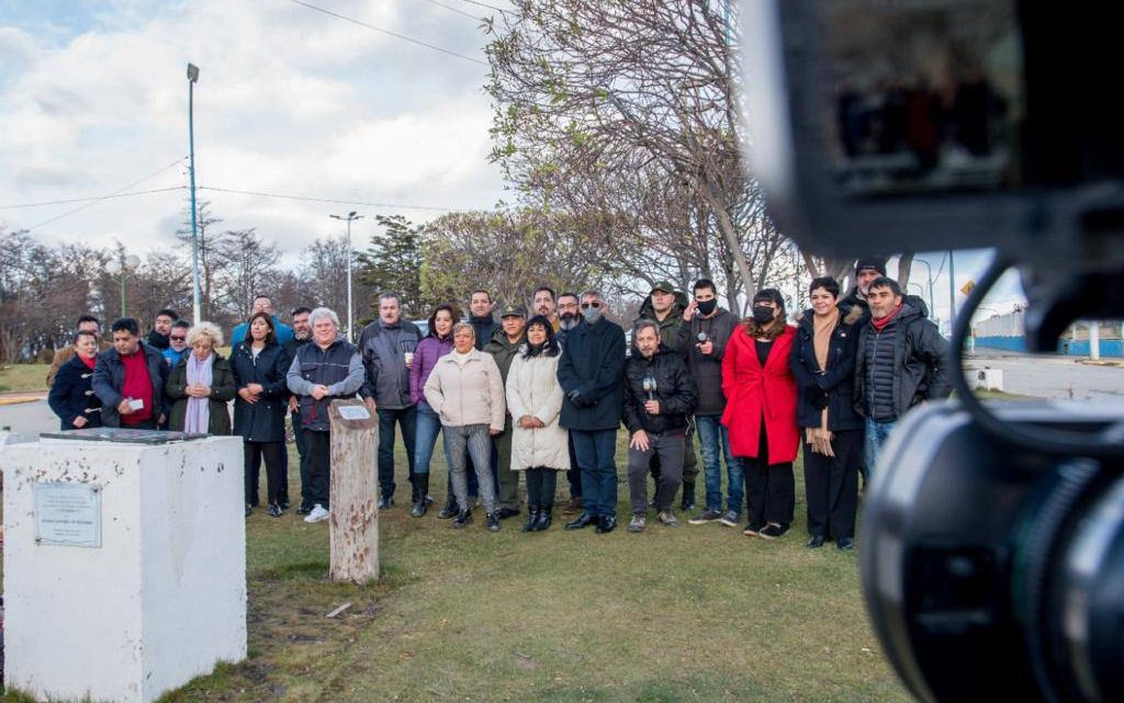 LA MUNICIPALIDAD DE USHUAIA ACOMPAÑÓ LOS ACTOS POR EL DÍA DEL Y DE LA PERIODISTA