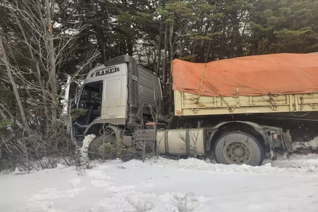 Camion despistado en la Ruta 3