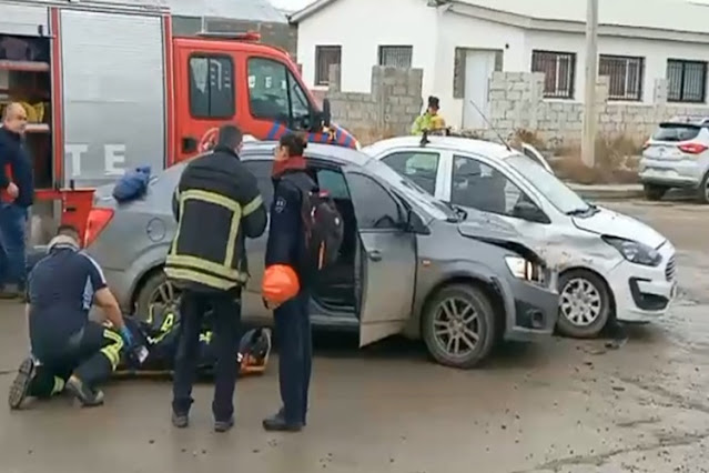 Choque entre un Ford y un Chevrolet con un lesionado