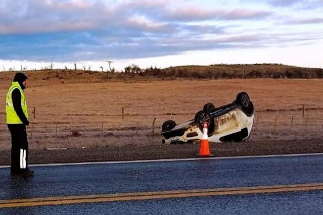 Vuelco en la Ruta 3, una pareja trasladada al Hospital