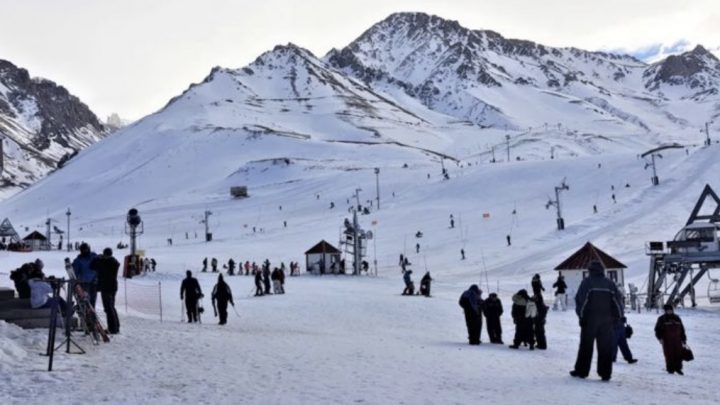 Más de 650.000 personas se trasladarán en avión y tren en vacaciones de invierno