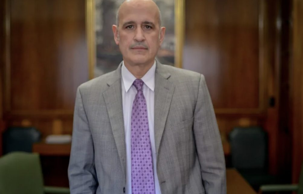 Tras La Salida De Guzman, Ahora Renunció El Secretario De Hacienda Raúl Enrique Rigo