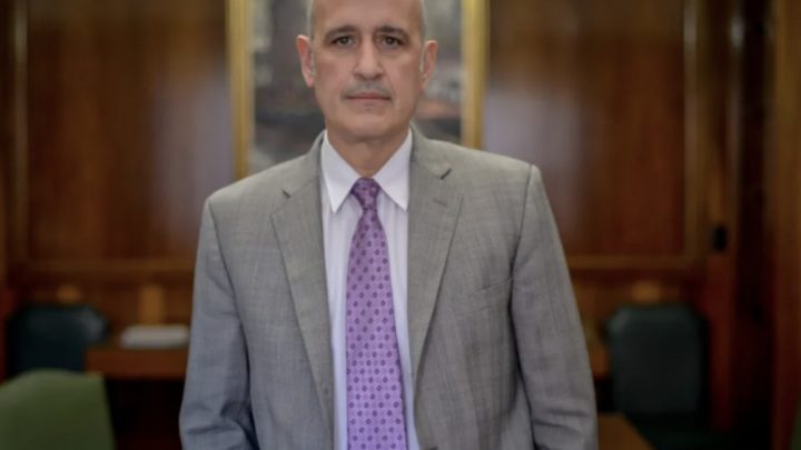 Tras La Salida De Guzman, Ahora Renunció El Secretario De Hacienda Raúl Enrique Rigo