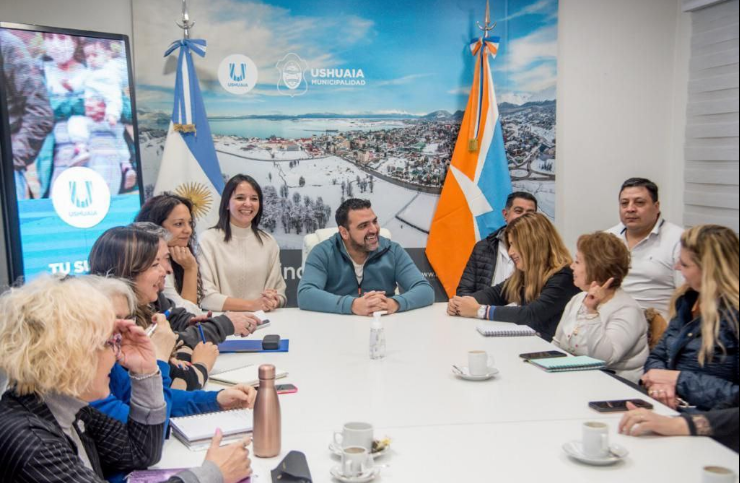 VUOTO PARTICIPÓ DE LA REUNIÓN DE LA COMISIÓN DEL MUSEO DE LA ESCUELA NRO. 1