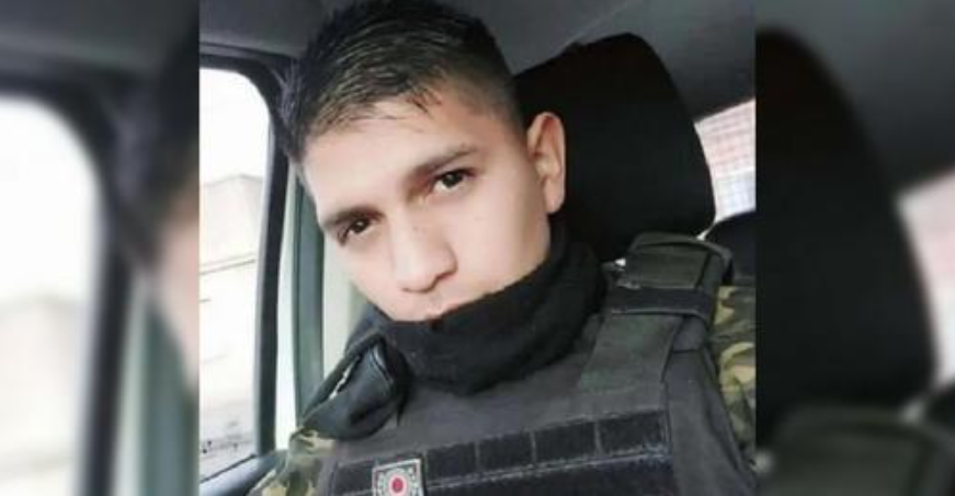 Delincuentes asesinaron a tiros a un policía e hirieron a otro en medio de un enfrentamiento en Rafael Castillo Delincuentes asesinaron a tiros a un policía e hirieron a otro en medio de un enfrentamiento en Rafael Castillo