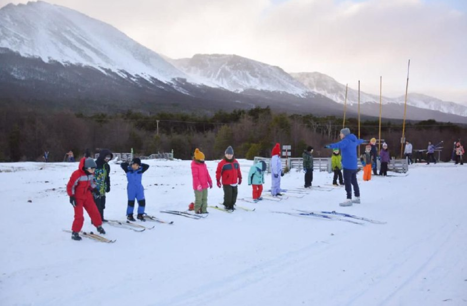 SE PUSO EN MARCHA LA COLONIA MUNICIPAL PARA NIÑOS Y NIÑAS “INVIERNO EN MI BARRIO”