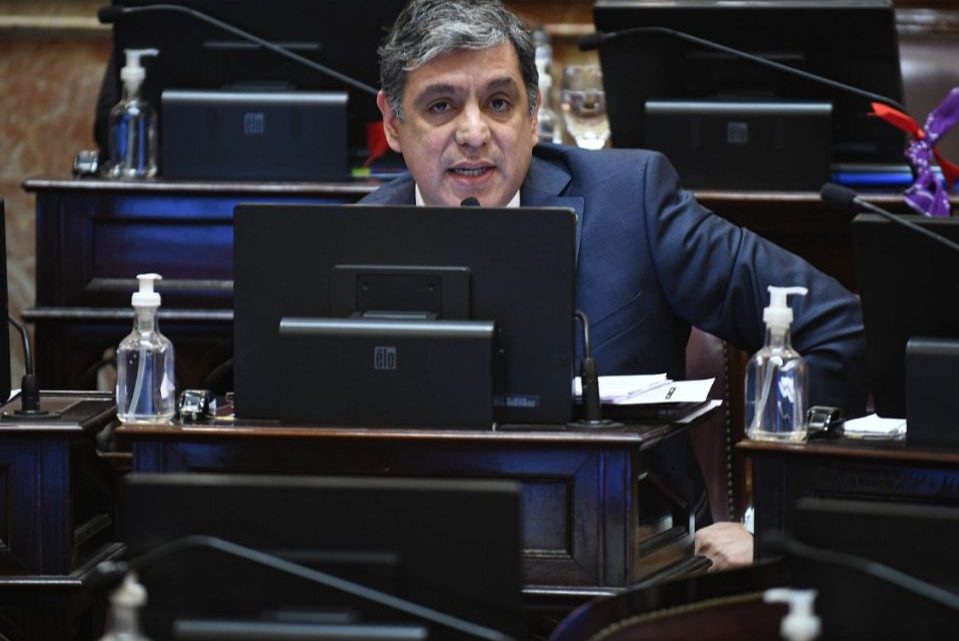 Rodríguez votó a favor de la Ley de Plan de Pago de Deuda Previsional