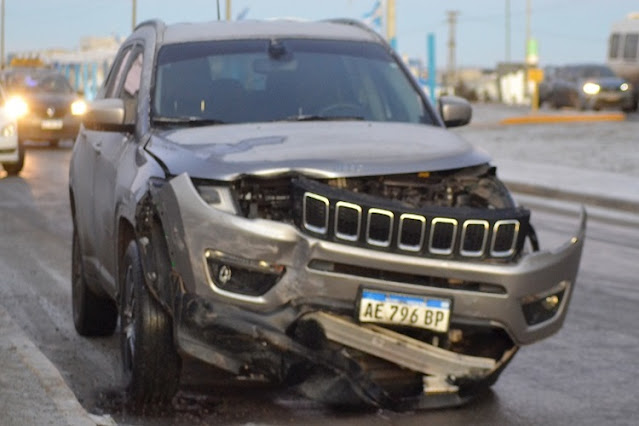 Choque cuatro menores trasladados al Hospital