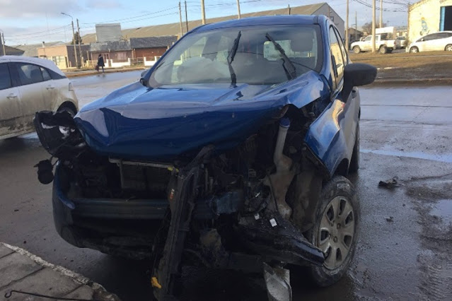 Choque dos personas trasladadas al Hospital