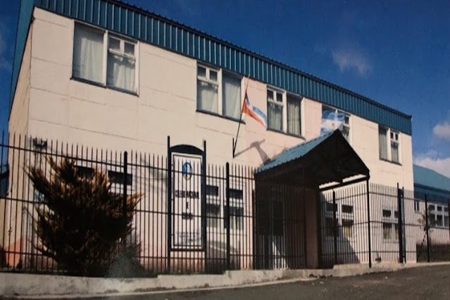 Escándalo en el Colegio Nacional Ushuaia, alumno ataco a otro lo mando al Hospital y ademas amenazo con violar a una alumna