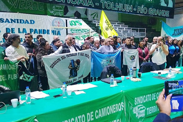 Movilizacion de la CGT y paro de la UOM en Rio Grande