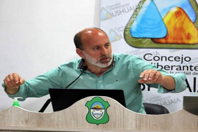 Constituyente esta semana definen si destituyen a Javier Branca por duplicidad de cargo, como Concejal y Convencional