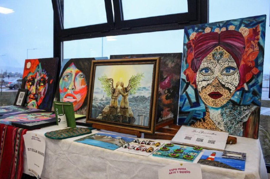 SE REALIZÓ LA EXPO FERIA DE DISEÑO EN LA CASA DE LA MUJER DE USHUAIA SE REALIZÓ LA EXPO FERIA DE DISEÑO EN LA CASA DE LA MUJER DE USHUAIA