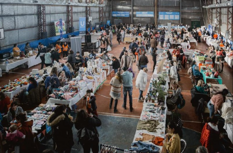 EL MUNICIPIO DE USHUAIA TRABAJA PARA FORTALECER LA ECONOMÍA SOCIAL EL MUNICIPIO DE USHUAIA TRABAJA PARA FORTALECER LA ECONOMÍA SOCIAL