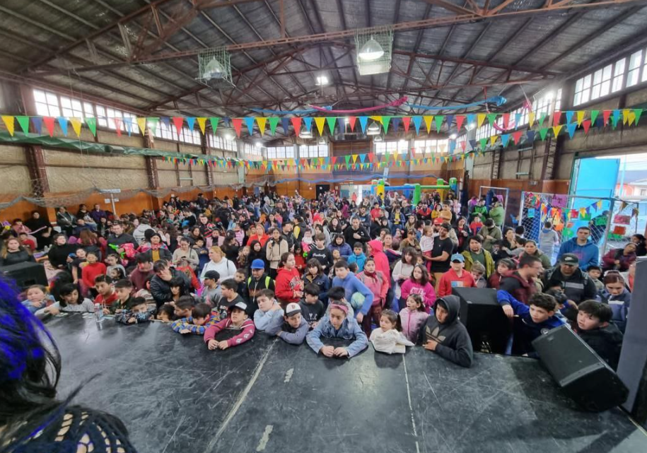 NIÑOS Y NIÑAS DE USHUAIA DISFRUTARON DE UN NUEVO ENCUENTRO EN EL MES DE LAS INFANCIAS