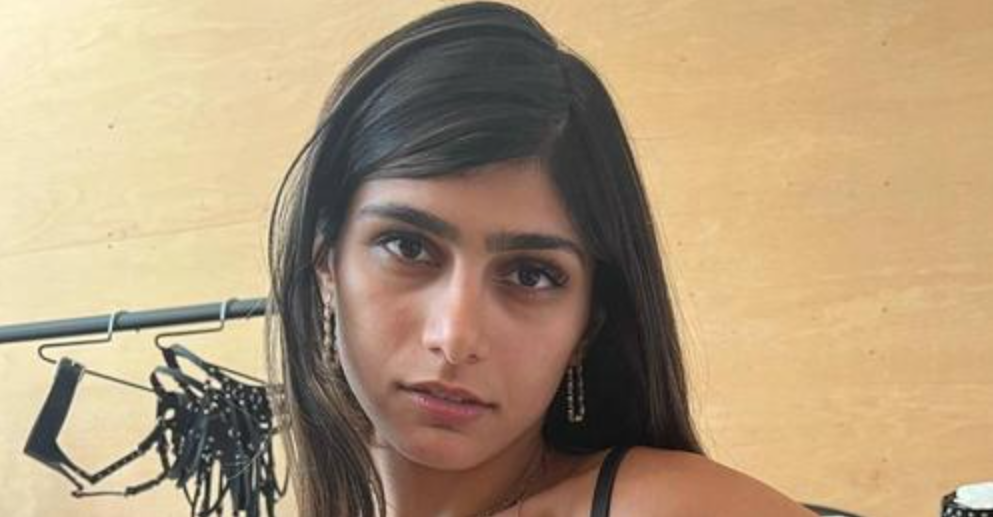 El día que Mia Khalifa prendió fuego las redes sociales por mostrar “de más” El día que Mia Khalifa prendió fuego las redes sociales por mostrar “de más”