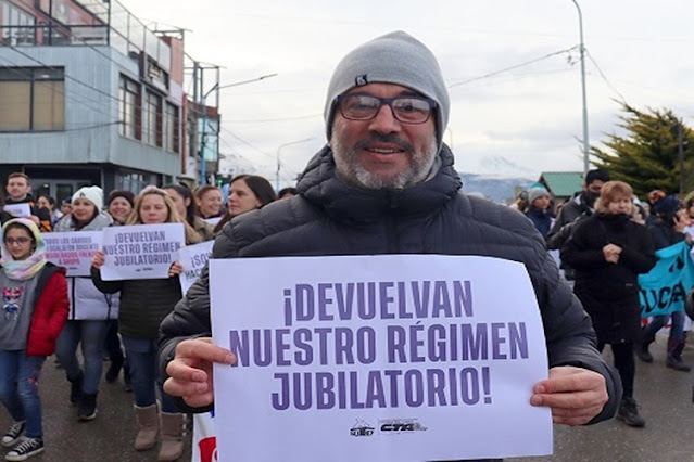 Jueves 25 SUTEF entre el paro o la desobligacion en reclamo tratamiento de proyecto de jubilacion de privilegio