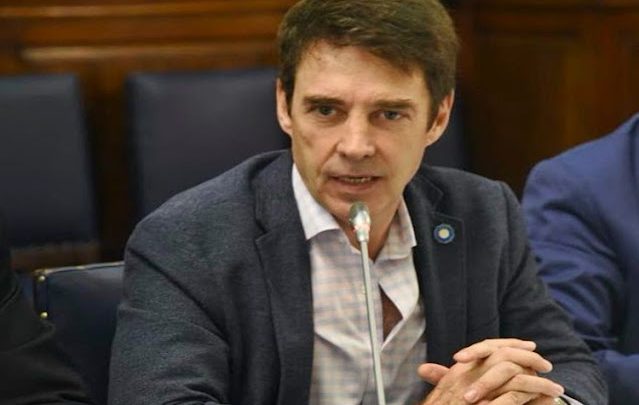 Melella esta desacertado y lo único que hizo fue generar 2000 empleos en planta política