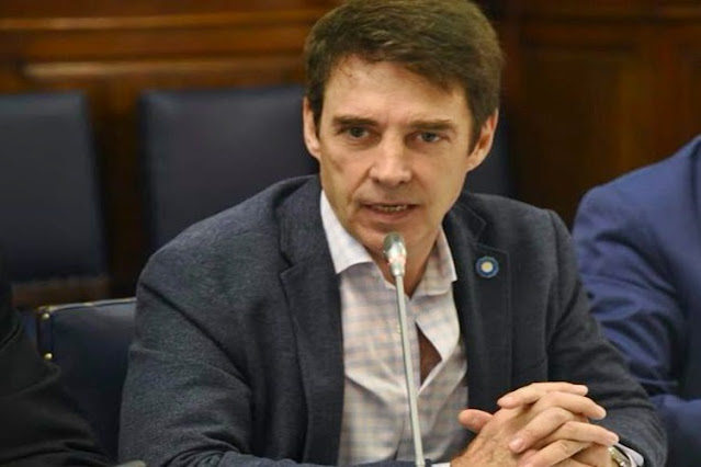 Melella esta desacertado y lo único que hizo fue generar 2000 empleos en planta política