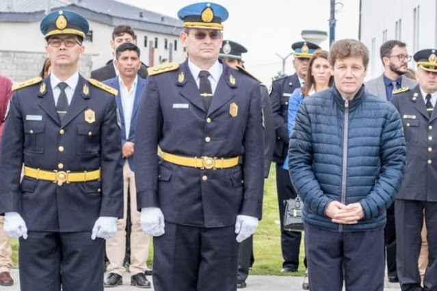Rechazo al proyecto de Ley para aumentar los años de servicios de la Policia en TDF