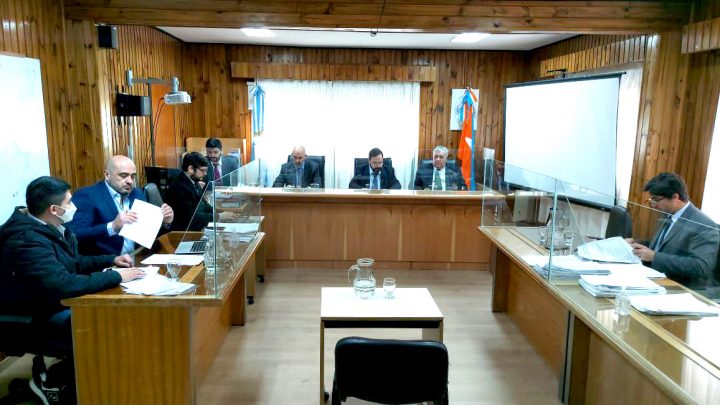 Ex policía imputado de abuso sexual afirmó que “todo fue consentido”