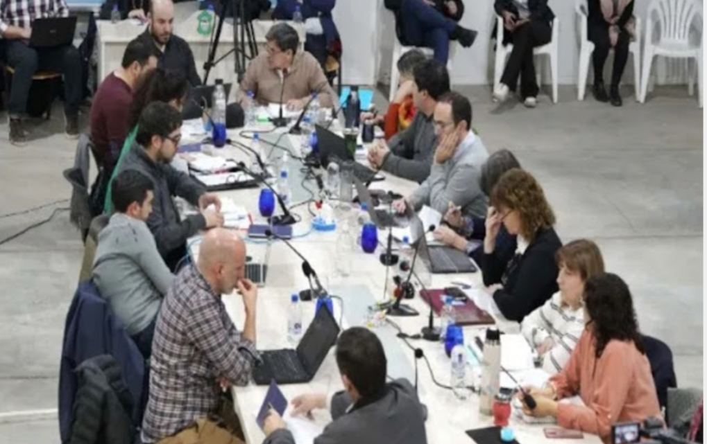 Acuerdo y consenso entre Constituyente para el nombramiento de edificios, calles y plazas