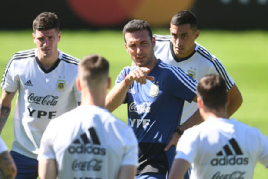 Los tres jugadores que llegarían con lo justo a los amistosos de la Selección Argentina