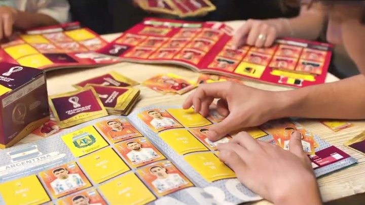 Organizan en Río Grande jornadas para intercambiar figuritas del Mundial