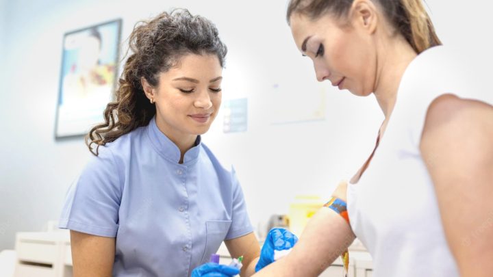 Charla sobre donación de sangre y médula ósea