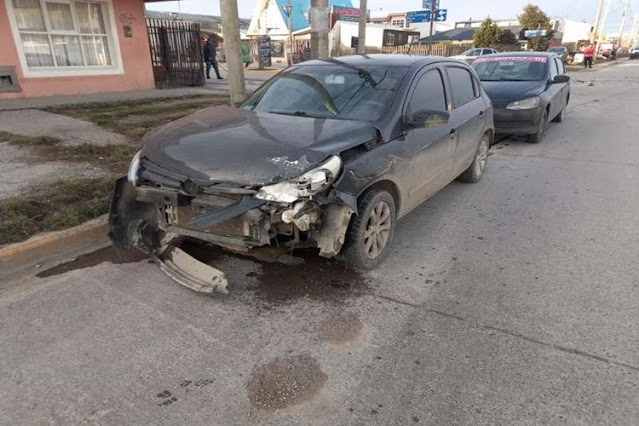 Una pasajera lesionada, luego de un choque en Rio Grande