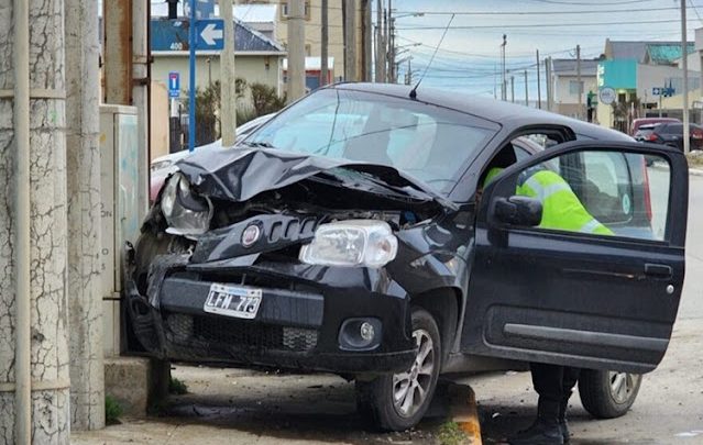 Choque con uno de los conductores lesionados