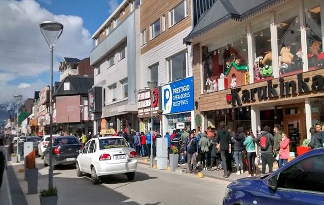Comercios de Ushuaia, con los ingresos de dinero por el turismo no alcanza
