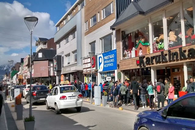 Comercios de Ushuaia, con los ingresos de dinero por el turismo no alcanza Comercios de Ushuaia, con los ingresos de dinero por el turismo no alcanza