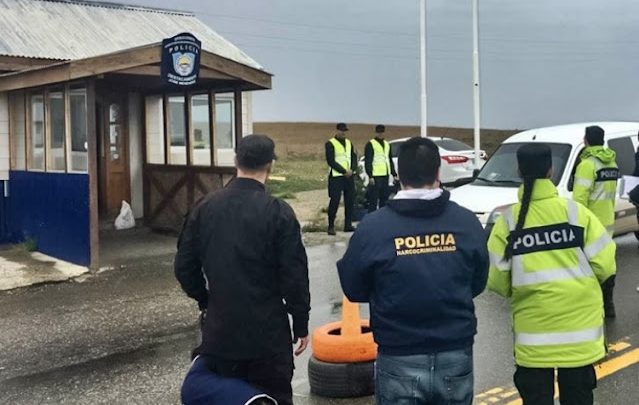 Pelea entre conductores en la Ruta 3, con un policía lesionado