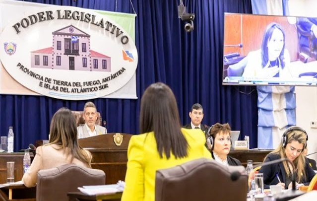 Legisladores aprobaron pedido del Gobierno de 7 mil millones para refacciones a escuelas