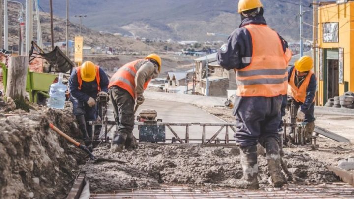 La Municipalidad de Ushuaia hormigonó un tramo más de la bicisenda “Pensar Malvinas”