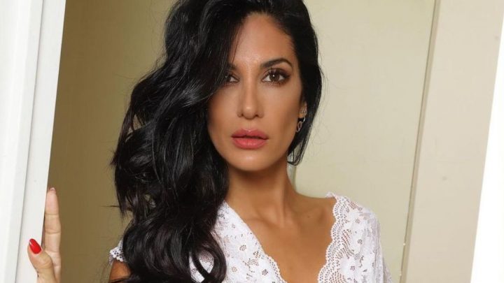 Silvina Escudero se adelantó al verano con una microbikini y mostró su “momento del año”