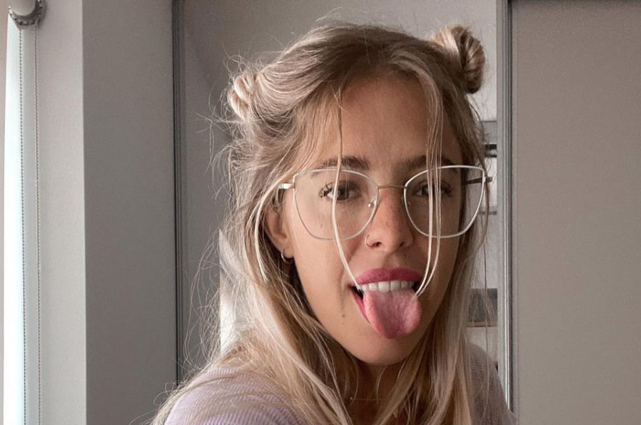 Nati Jota le hizo frente al frío en bikini y mostró su cambio de look: “No hay una foto sin dos”