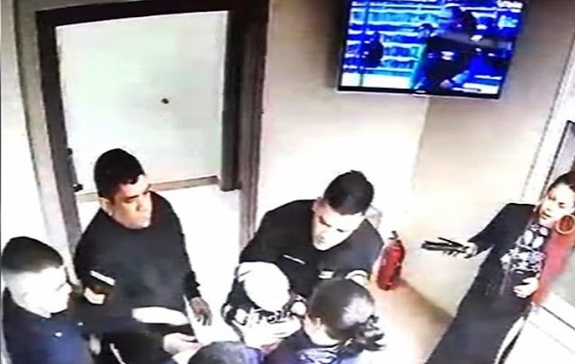 Policia salvo la vida a un bebe que ingreso con su madre ahogado en la Comisaria