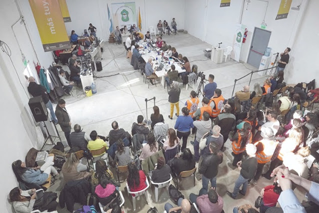 La Constituyente termina el martes 11 de Octubre, con la jura de la nueva Carta Organica La Constituyente termina el martes 11 de Octubre, con la jura de la nueva Carta Organica