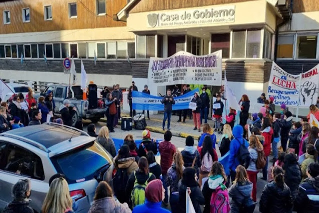 Lunes 31 nuevo paro provincial docente del SUTEF