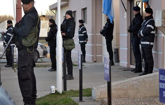 Se negaron a declarar los 5 detenidos por el doble crimen de Rio Grande