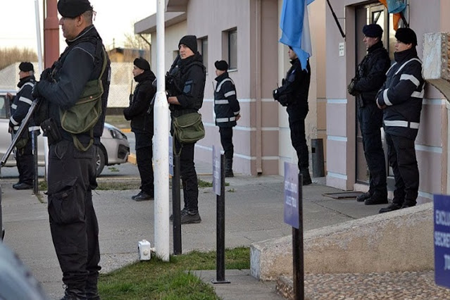 Se negaron a declarar los 5 detenidos por el doble crimen de Rio Grande