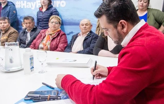 El Municipio de Ushuaia, entrego títulos de propiedad