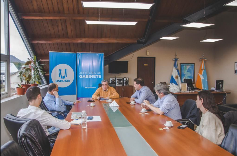EL JEFE DE GABINETE SE REUNIÓ CON EL PRESIDENTE DEL FONCAP