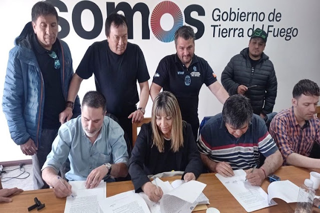 AUMENTO SALARIAL DEL 28% A LOS SECOS Y SIN ACUERDO AUN PARA EL ESCALAFON HUMEDO AUMENTO SALARIAL DEL 28% A LOS SECOS Y SIN ACUERDO AUN PARA EL ESCALAFON HUMEDO