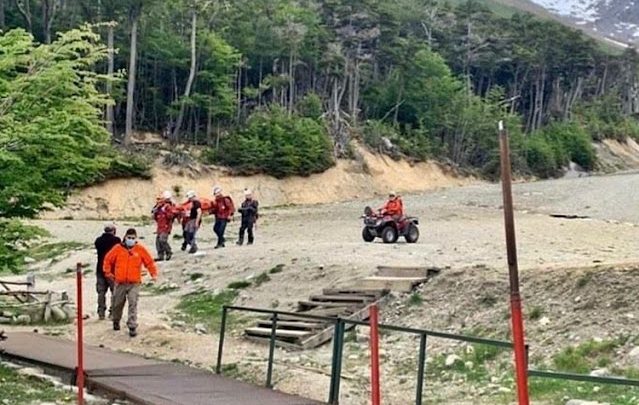 Rescatan a una joven en la senda del Glaciar Martial